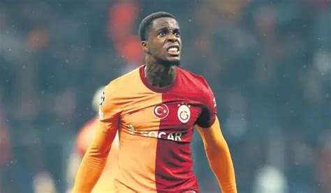 Galatasarayda Zaha krizi büyüyor Okan Buruktan rest…